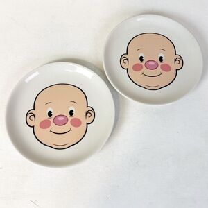 Set Of 2 Novelty Woolly Willy Plays W/ His Food Plates 8.5”